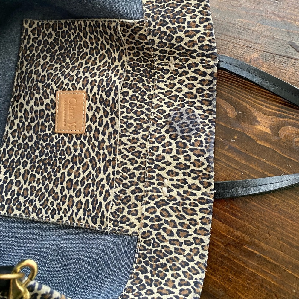 SOLD - CLARE V leopard cheetah suede leather tote bag with detachable strap. - Picture 10 of 13